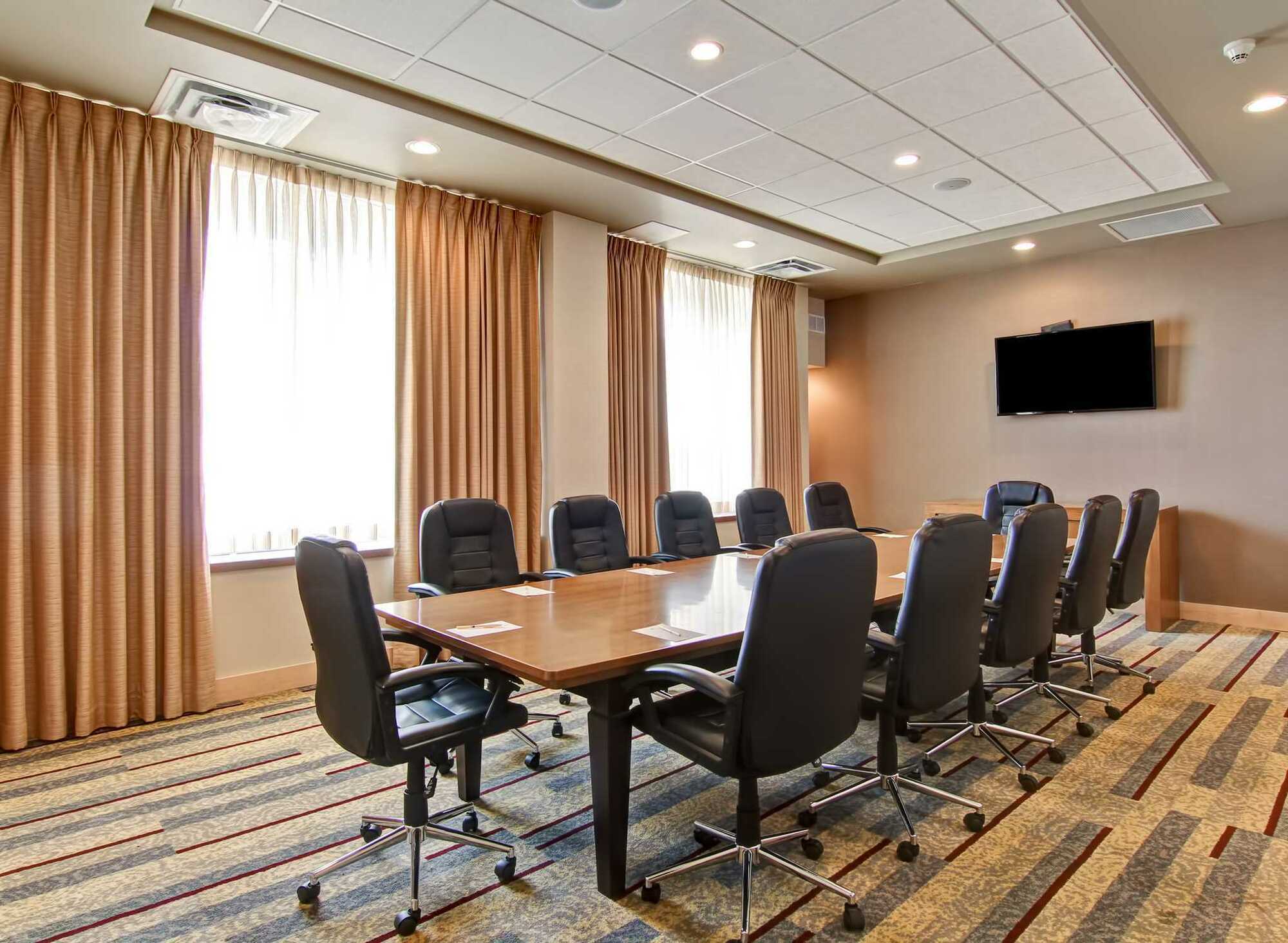 Doubletree By Hilton -